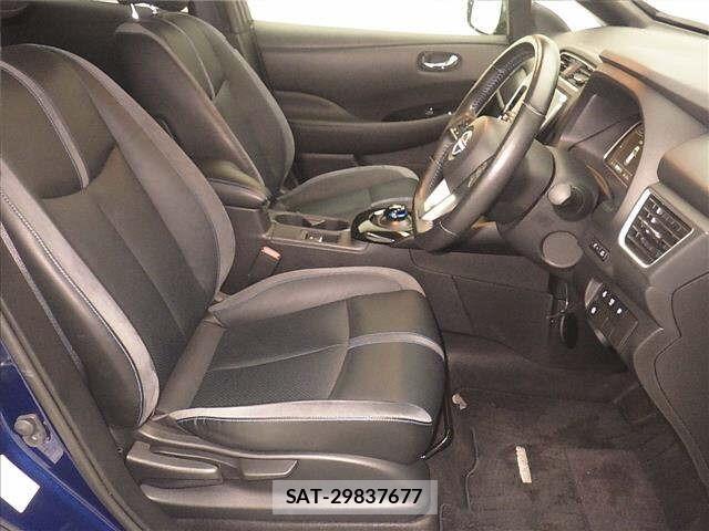 Nissan LEAF 2021 8748246-5