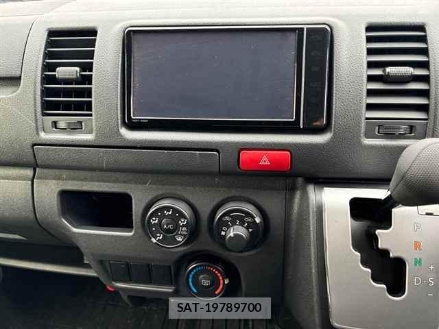 Toyota HIACE VAN 2025 8910193-6