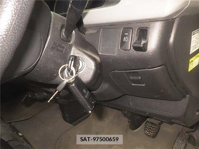 Toyota HIACE VAN 2012 8759862-8