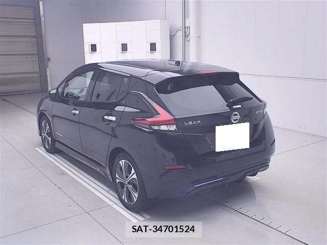 Nissan LEAF 2019 8675784-1