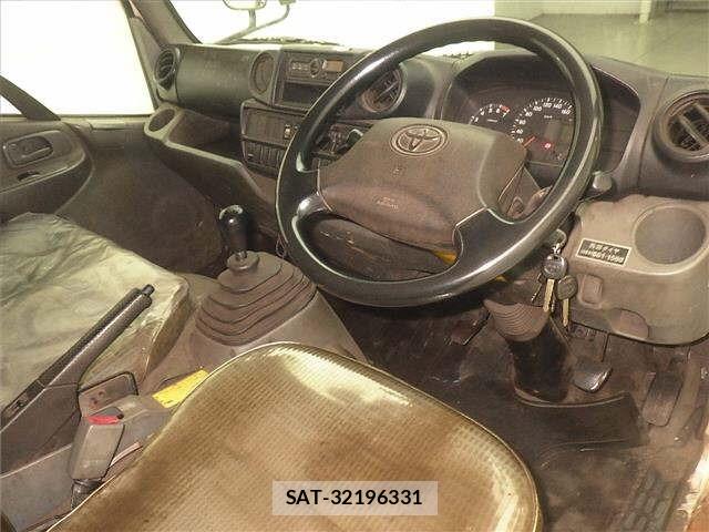 Toyota TOYOACE 2016 8954132-3