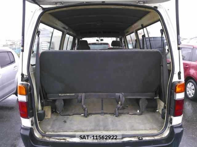 Toyota HIACE WAGON 2002 8761718-10