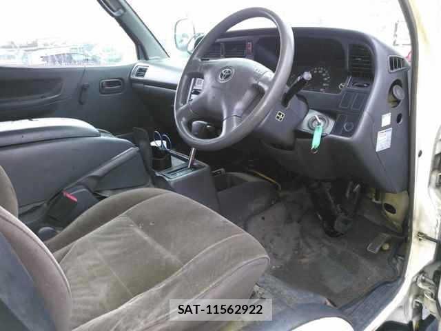 Toyota HIACE WAGON 2002 8761718-3