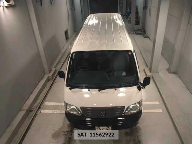 Toyota HIACE WAGON 2002 8761718-6