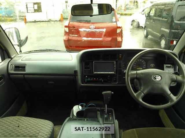 Toyota HIACE WAGON 2002 8761718-8