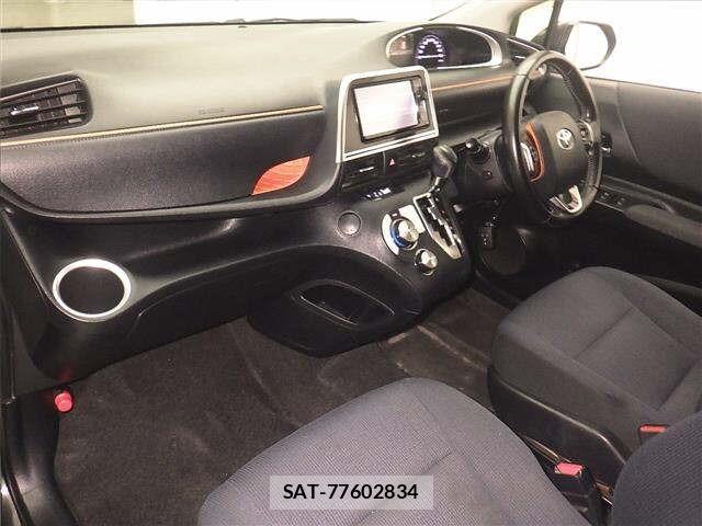 Toyota SIENTA 2015 8672336-4