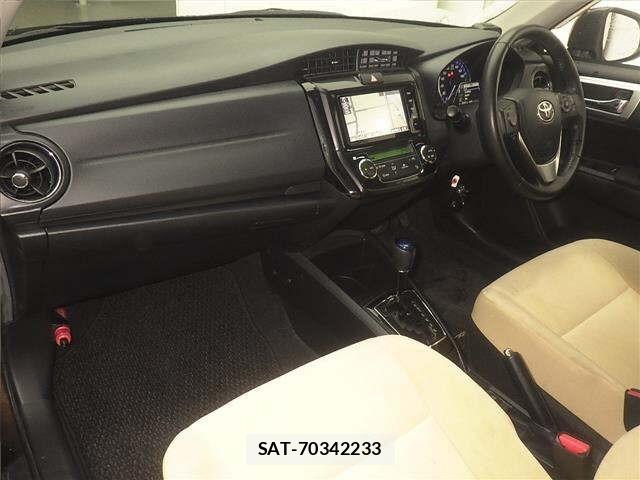 Toyota COROLLA AXIO 2016 8722643-4