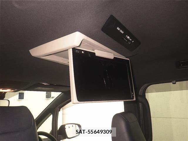 Toyota NOAH 2017 8722688-8