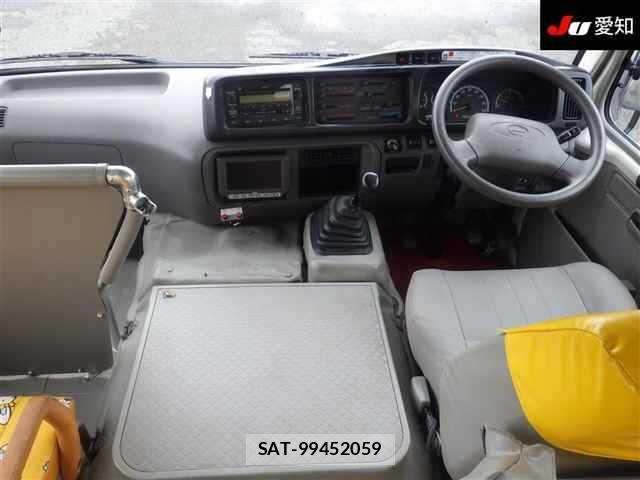 Hino LIESSE 2010 8795495-3