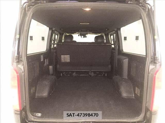Toyota HIACE VAN 2021 8759864-7