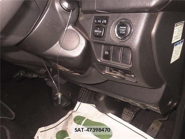Toyota HIACE VAN 2021 8759864-8
