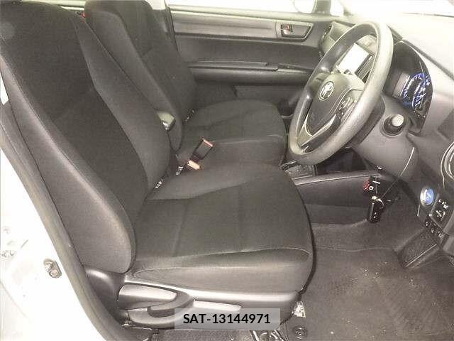 Toyota COROLLA AXIO 2020 8841553-5