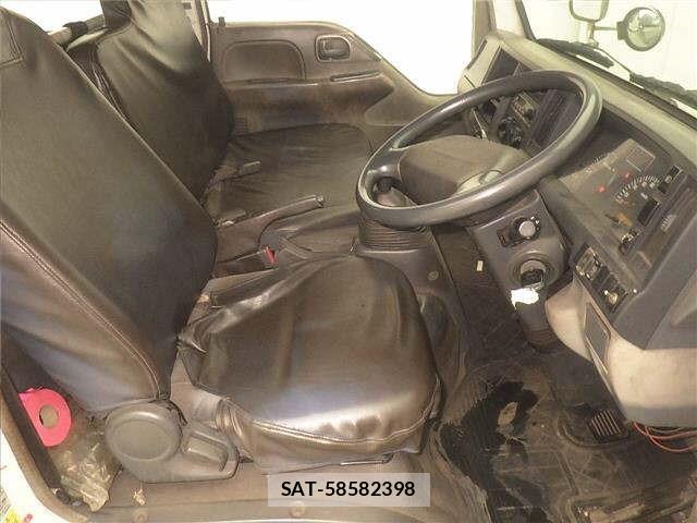 Mazda TITAN 2007 8747590-5