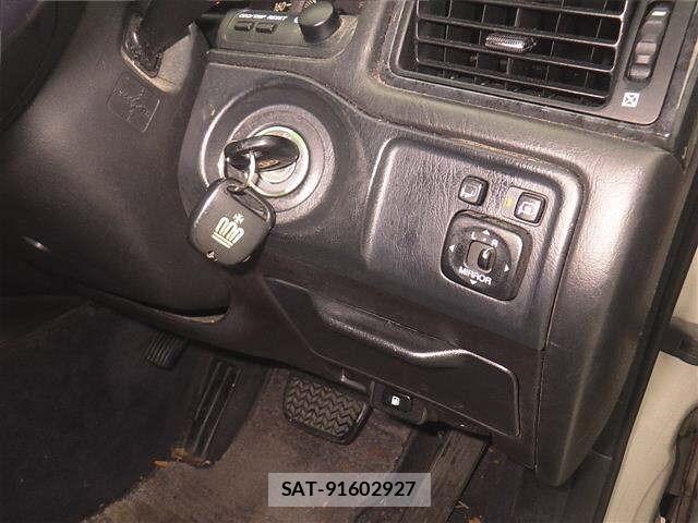 Toyota CROWN 2003 8734638-8