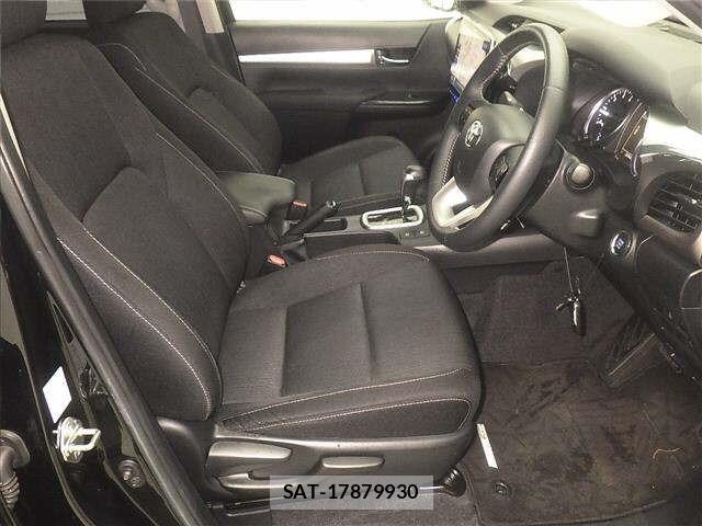 Toyota HILUX 2021 8722654-5