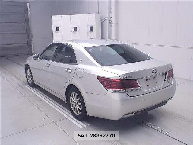 Toyota CROWN 2015 8734639-1