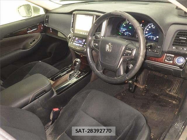 Toyota CROWN 2015 8734639-3