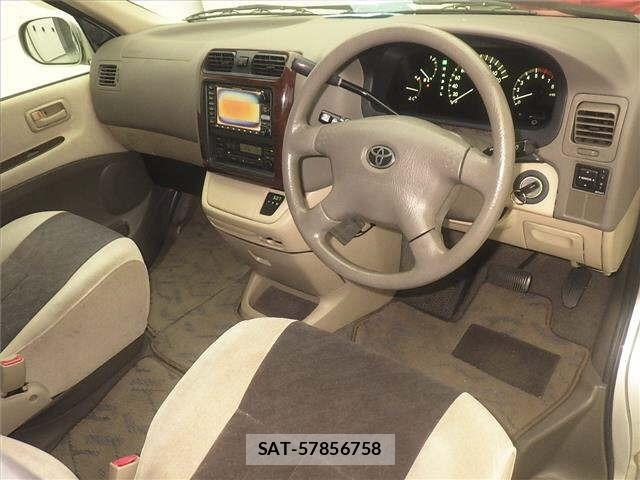 Toyota GRANVIA 1999 8825502-3