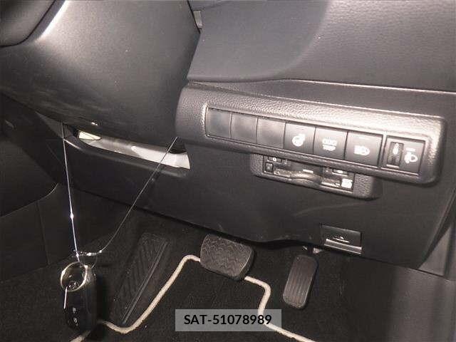Toyota COROLLA TOURING 2024 8851654-8