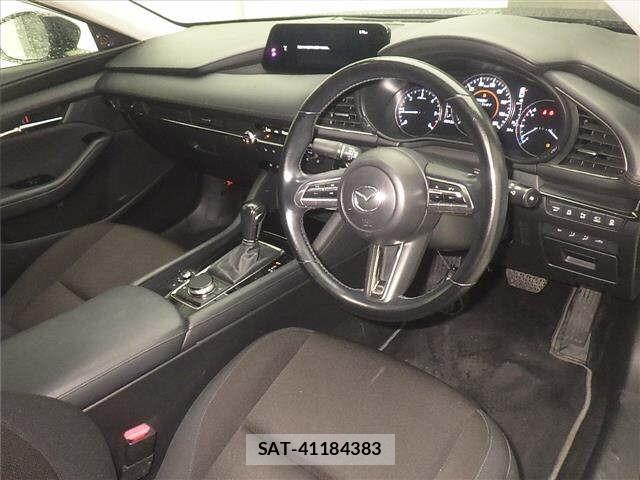Mazda MAZDA3 2021 8732911-3