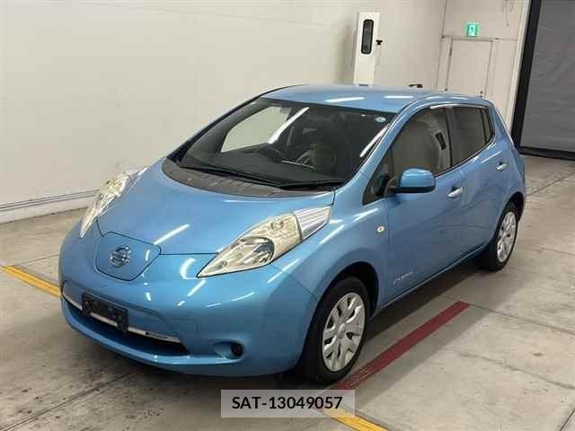 Nissan LEAF 2014 8748211-4