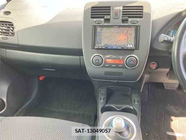 Nissan LEAF 2014 8748211-6