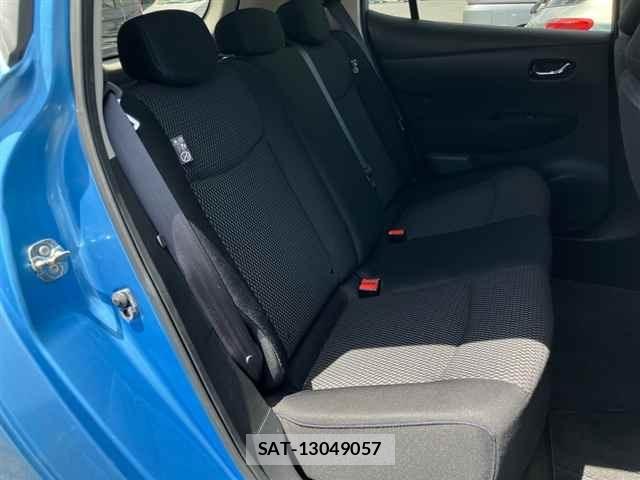 Nissan LEAF 2014 8748211-8