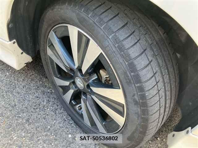 Nissan LEAF 2017 8929128-9