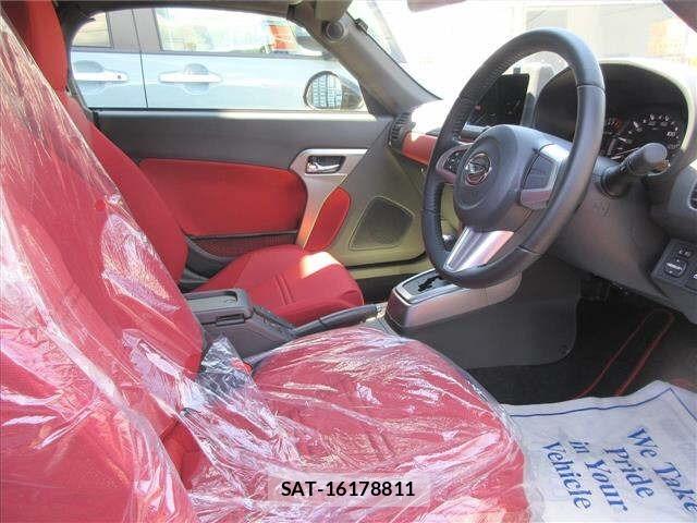 Daihatsu COPEN 2026 8851882-3