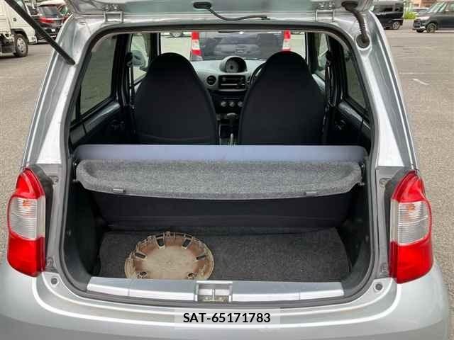 Daihatsu ESSE 2009 8825680-10