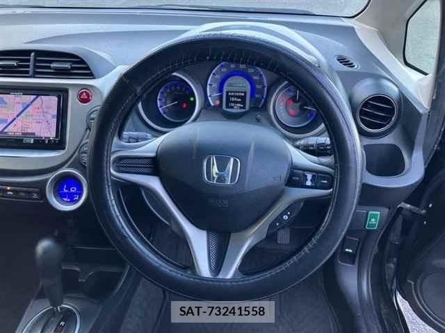 Honda FIT 2011 8922412-3