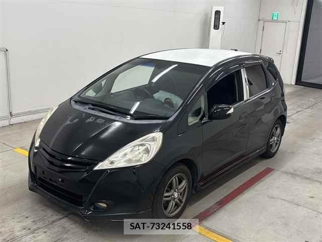 Honda FIT 2011 8922412-4