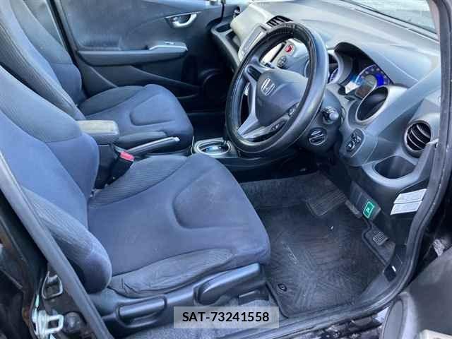 Honda FIT 2011 8922412-7