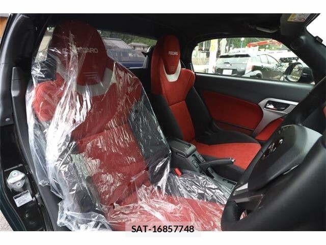 Daihatsu COPEN 2025 8851883-4