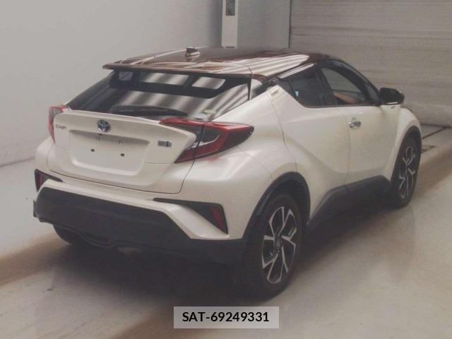 Toyota C-HR 2019 8724261-1