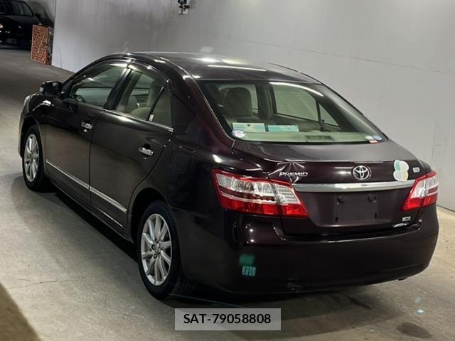 Toyota PREMIO 2012 8911178-1