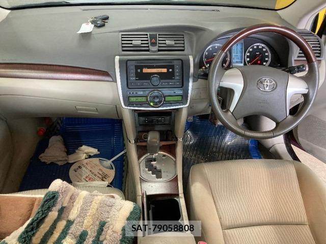 Toyota PREMIO 2012 8911178-3