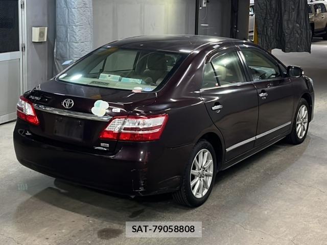 Toyota PREMIO 2012 8911178-5