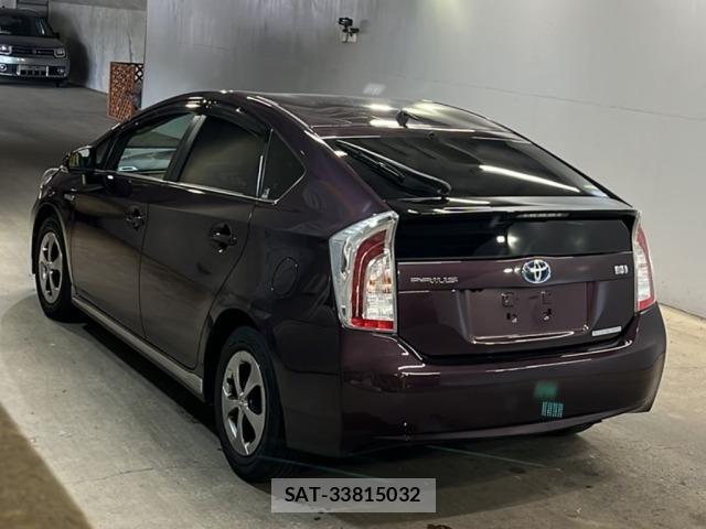 Toyota PRIUS 2013 8712306-1