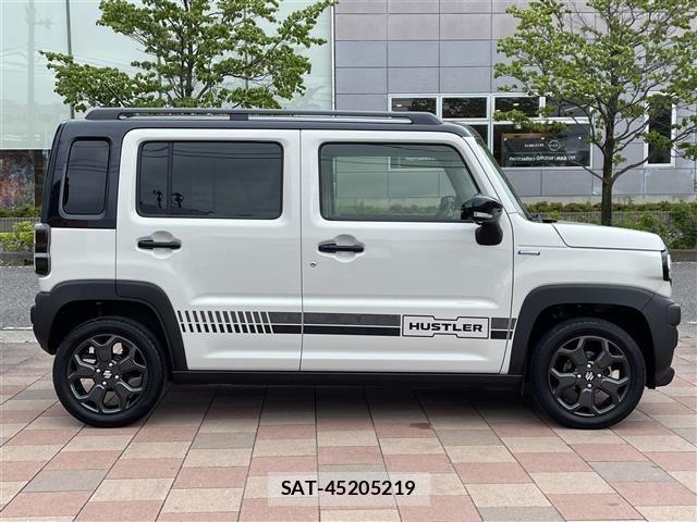 Suzuki HUSTLER 2025 8689860-4
