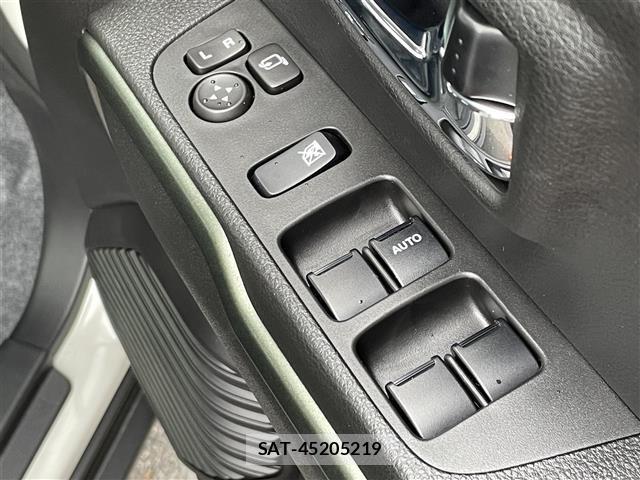 Suzuki HUSTLER 2025 8689860-5