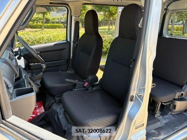 Daihatsu HIJET VAN 2022 8858388-18
