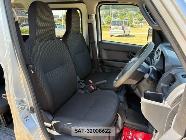 Daihatsu HIJET VAN 2022 8858388-4