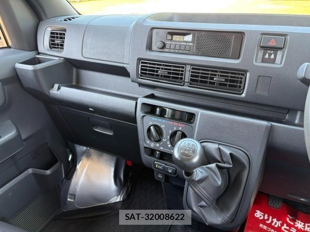 Daihatsu HIJET VAN 2022 8858388-8