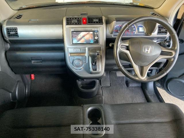 Honda ZEST 2011 8864321-3
