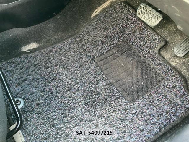 Toyota AQUA 2015 8704696-11
