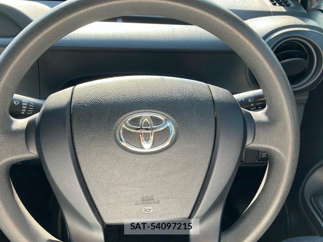 Toyota AQUA 2015 8704696-6