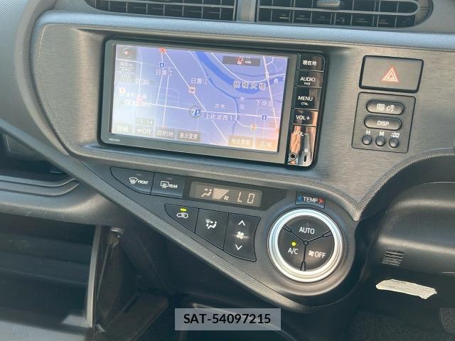 Toyota AQUA 2015 8704696-8