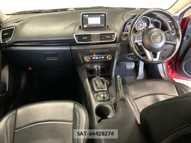 Mazda AXELA 2016 8864433-3