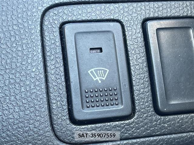 Suzuki SWIFT 2005 8953823-5
